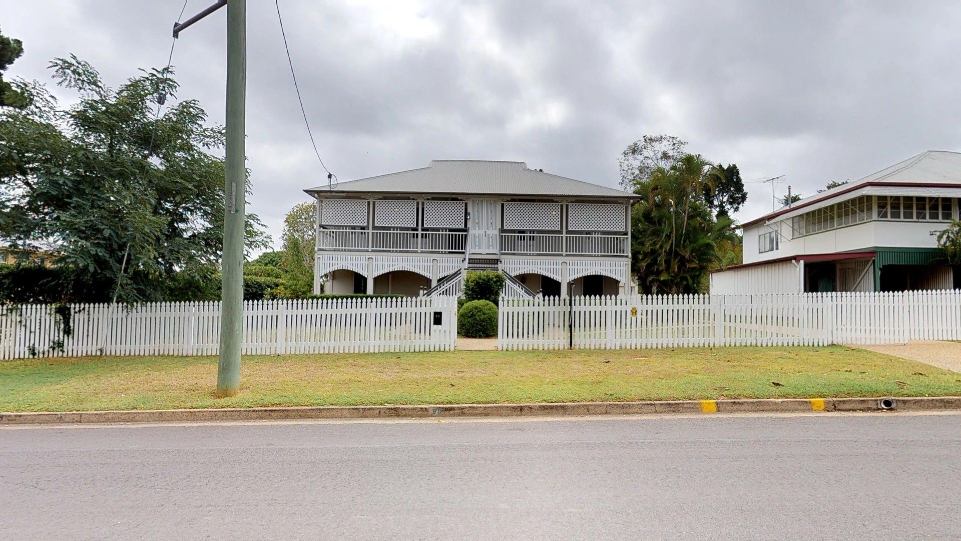 4 bedrooms House in 90 Spencer Street THE RANGE QLD, 4700