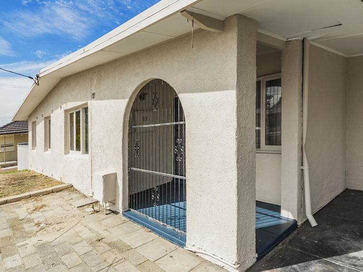 3 bedrooms House in 89 Rosher Rd LOCKRIDGE WA, 6054