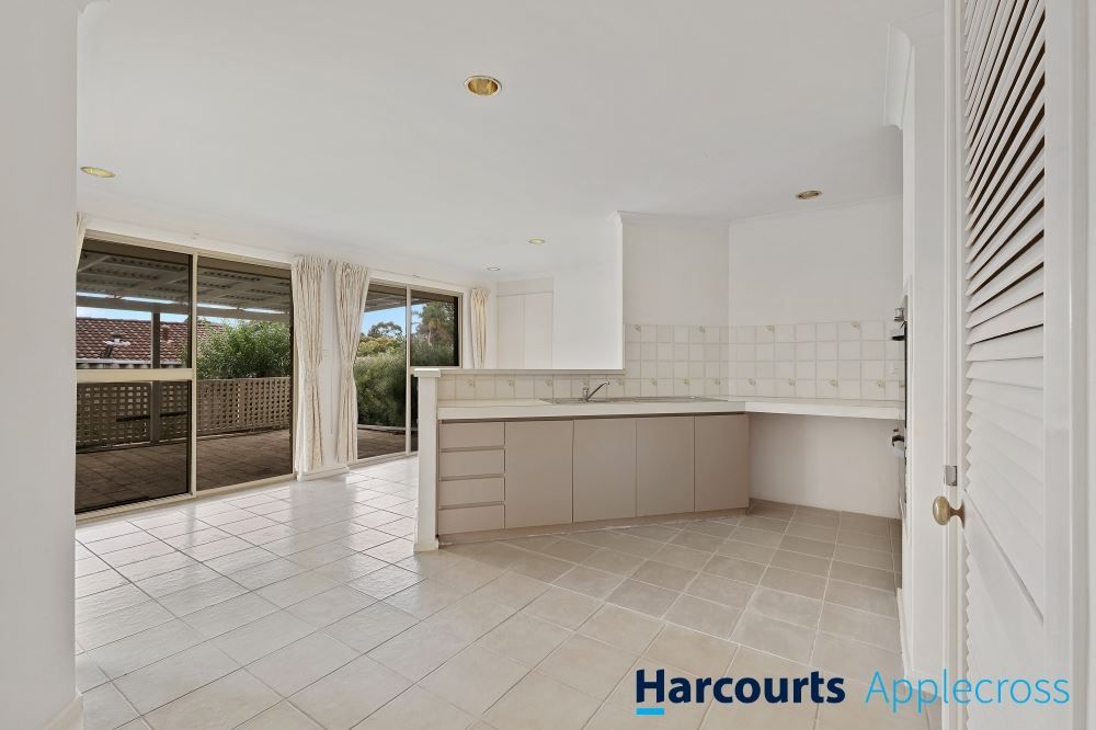 4 bedrooms House in 5B Links Road ARDROSS WA, 6153