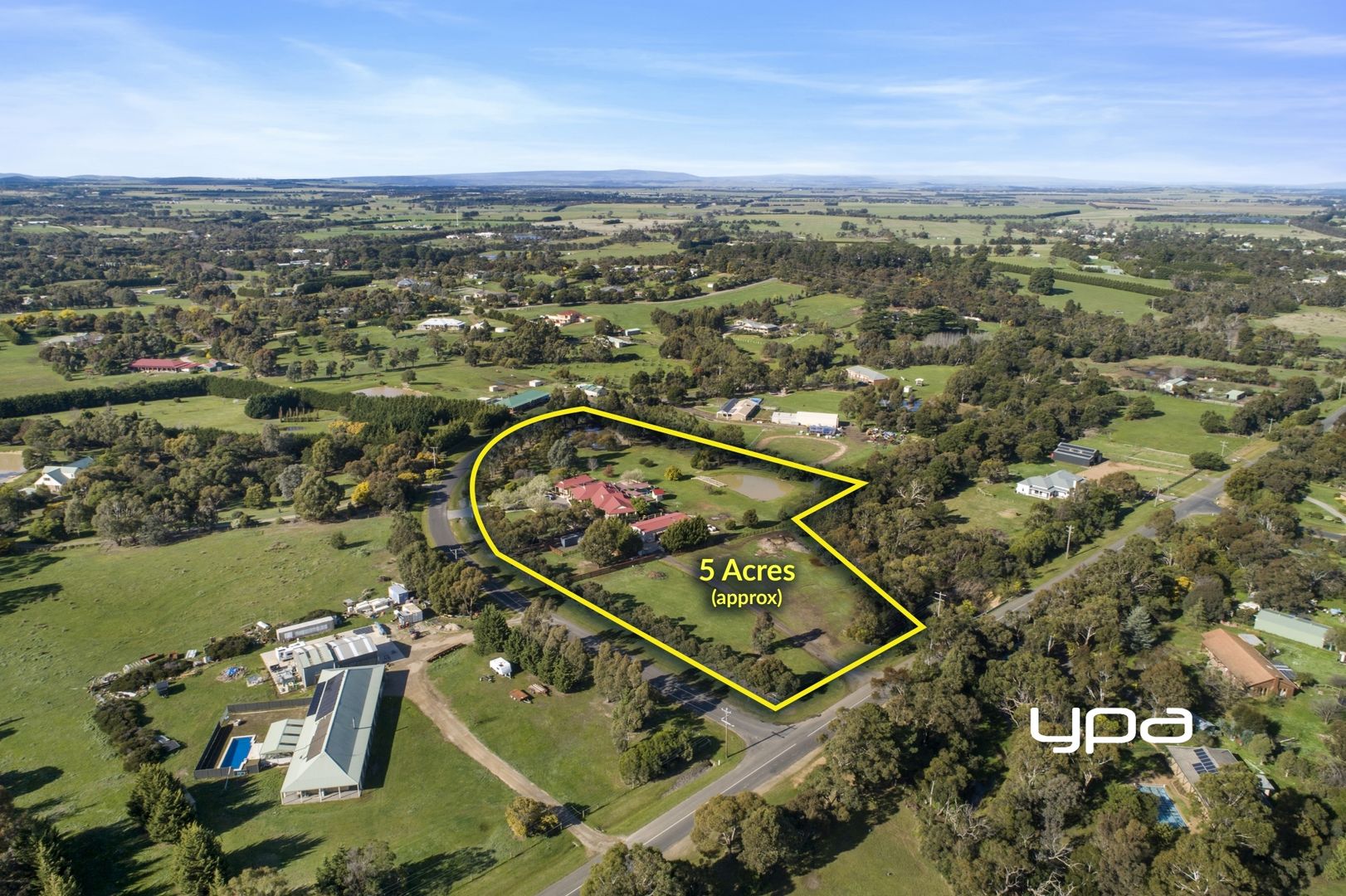 14 Forest Lodge Close, Riddells Creek VIC 3431, Image 2