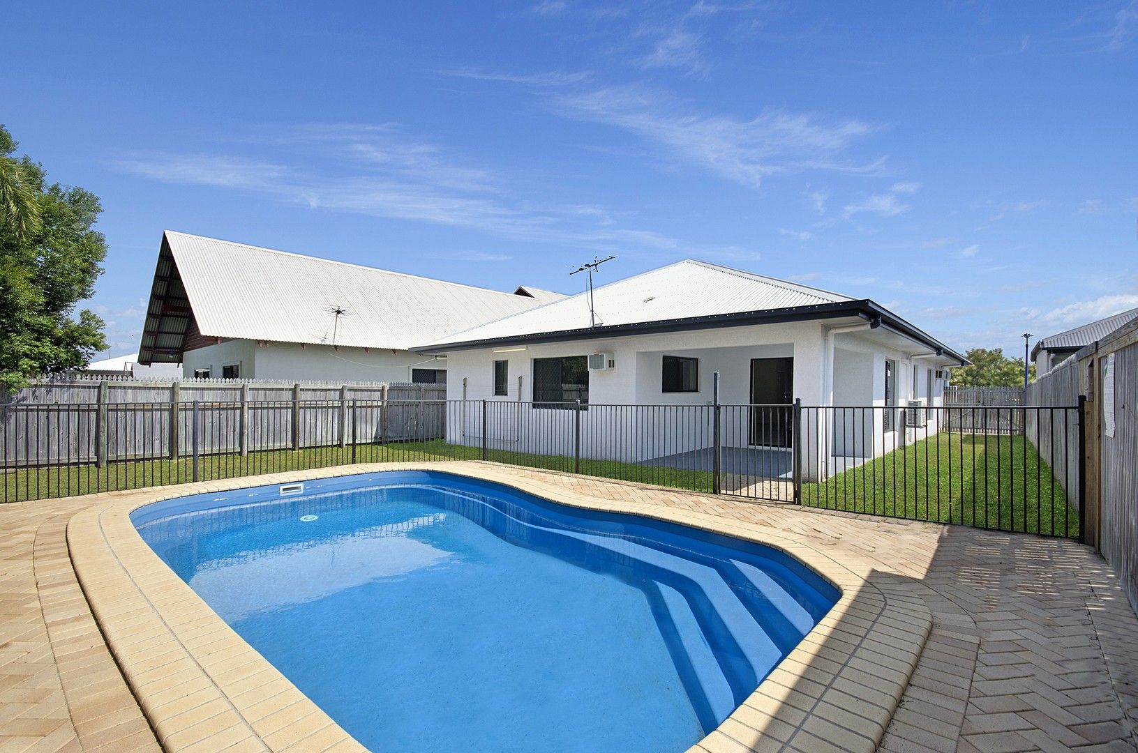 4 bedrooms House in 52 Sea Eagle Circuit DOUGLAS QLD, 4814