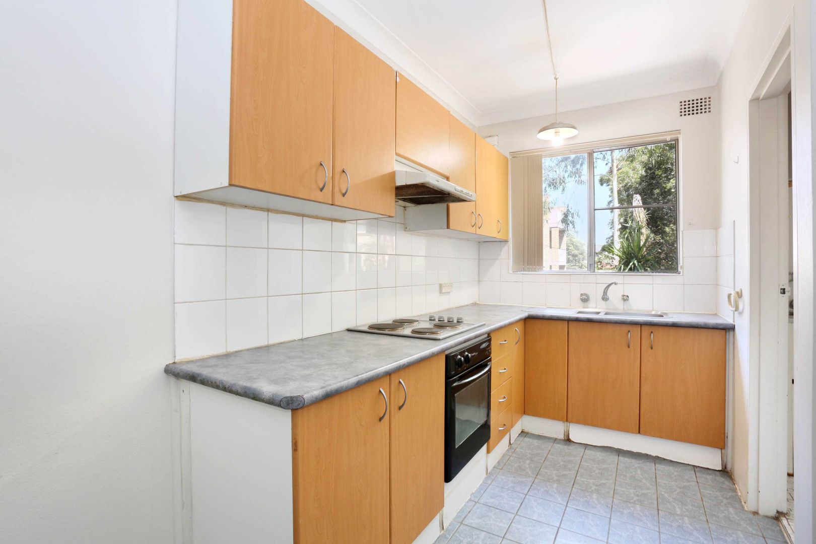 8/425 Guildford Rd, Guildford NSW 2161, Image 2