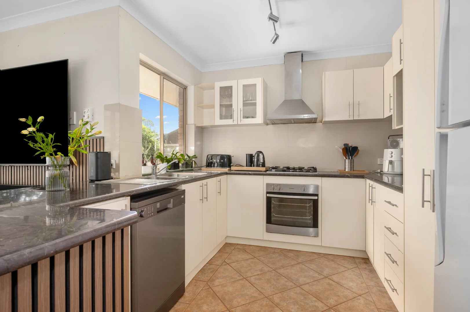 Additional image 5 of 4 Burkett Drive, Hannans WA 6430