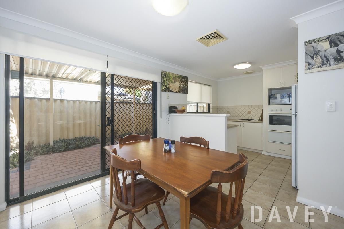 3/37 Boronia Street, Innaloo WA 6018, Image 2