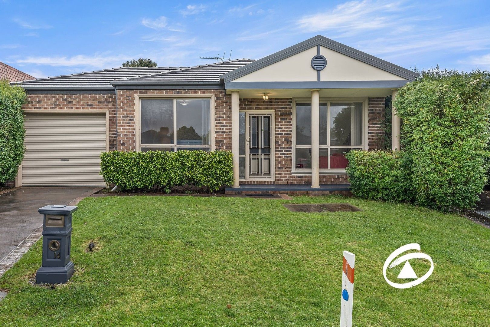 14 Glenn Erin Way, Berwick VIC 3806, Image 2