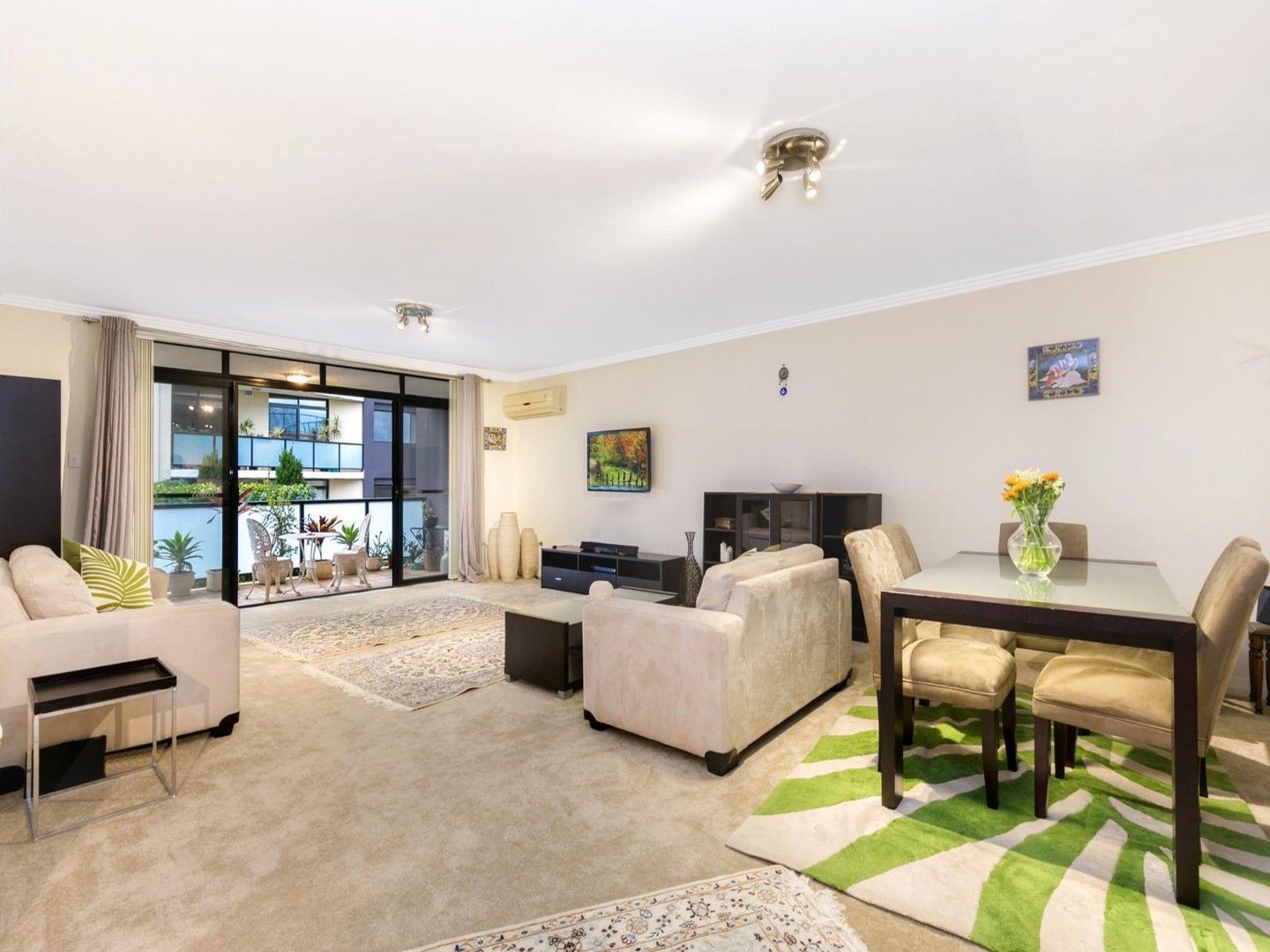 2 bedrooms Apartment / Unit / Flat in 52/40 Jenner Street BAULKHAM HILLS NSW, 2153