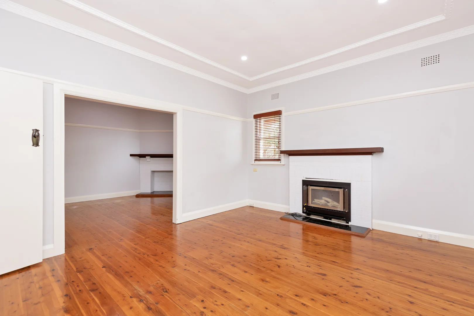 Additional image 8 of 2 Douglas Avenue, Tamworth NSW 2340