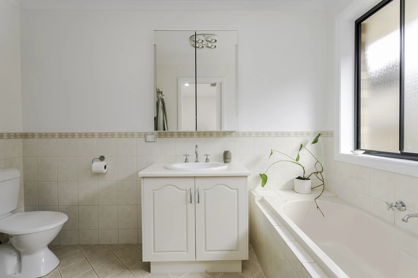 Additional image 8 of 6A Lincoln Avenue, Fulham Gardens SA 5024