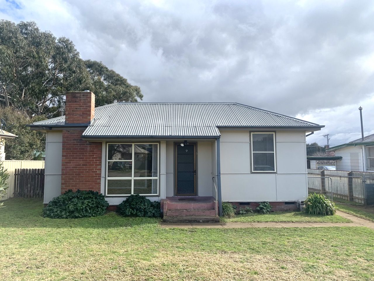 2 bedrooms House in 9 Darcy Crescent GOULBURN NSW, 2580
