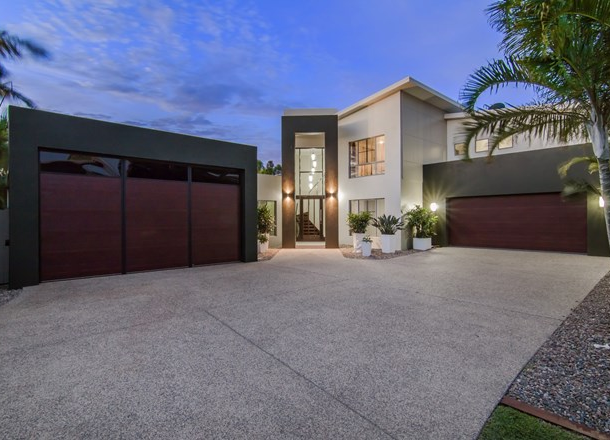 9 Seafarer Court, Blacks Beach QLD 4740