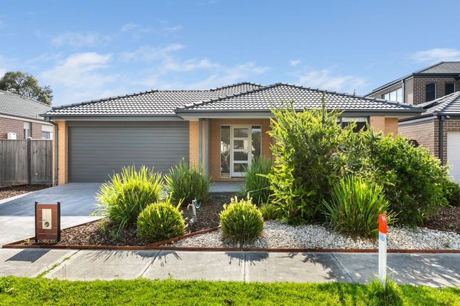 Picture of 14 Solitude Crescent, POINT COOK VIC 3030