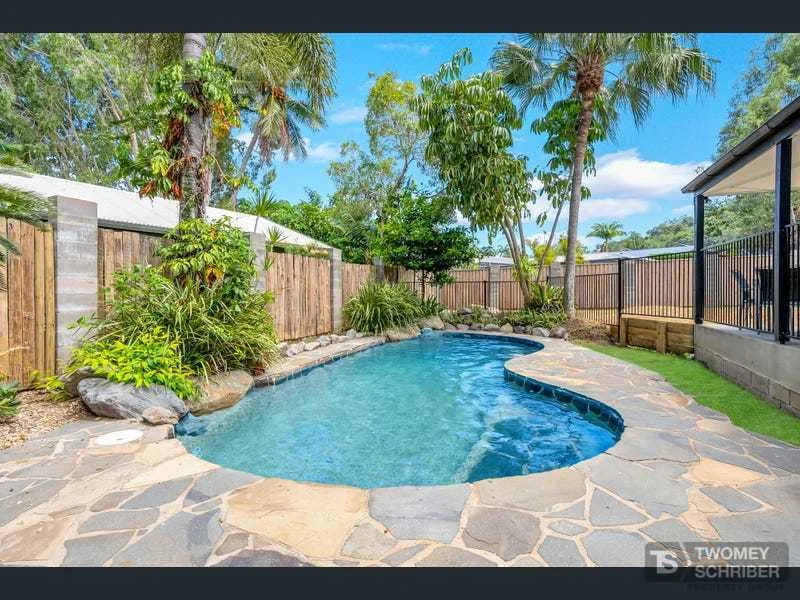 16 Manus Street, Trinity Beach QLD 4879