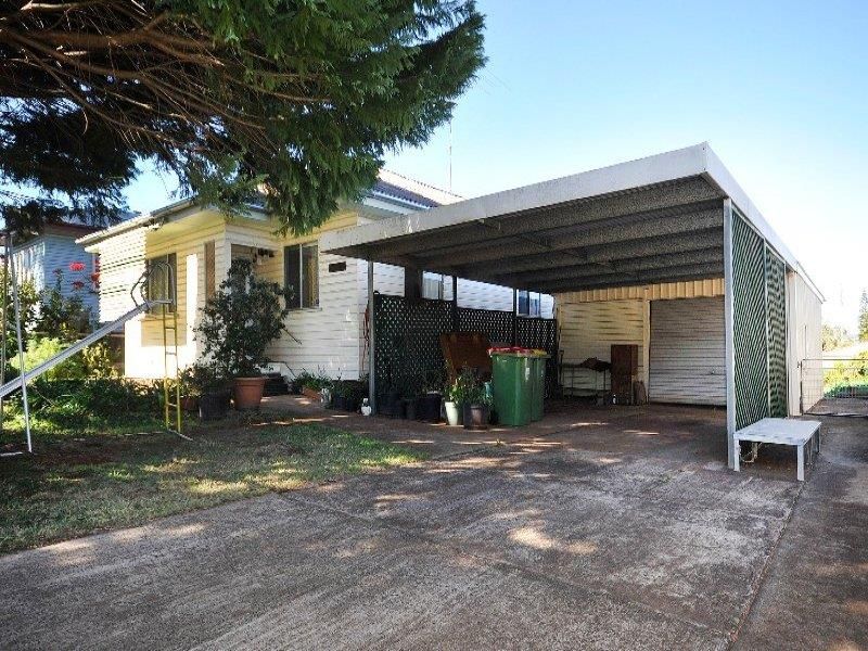 6 Lemnos Street, HARLAXTON QLD 4350, Image 1