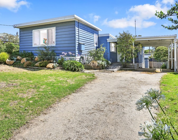 9 Ocean View Parade, Sandy Point VIC 3959