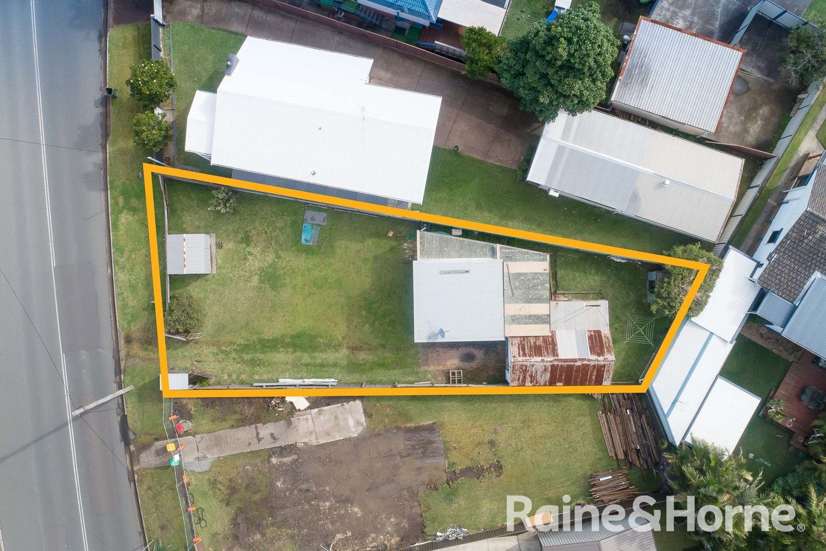 6 Railway Crescent, Belmont North NSW 2280, Image 0