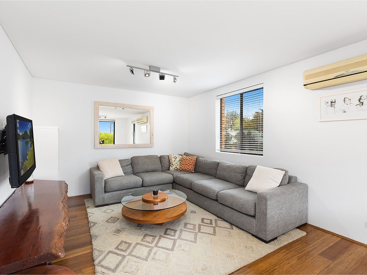 4/9 Cambridge Street, Gladesville NSW 2111, Image 2