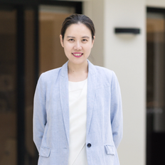 Christina Li, Sales representative