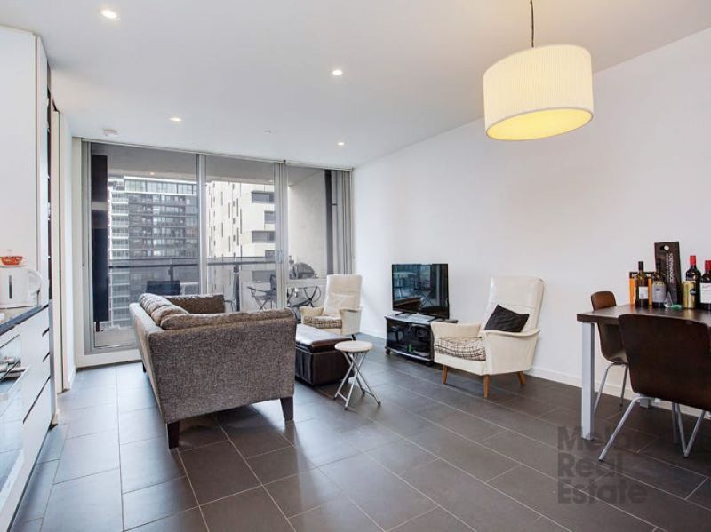 2 bedrooms Apartment / Unit / Flat in 1010N/229 Toorak Road SOUTH YARRA VIC, 3141