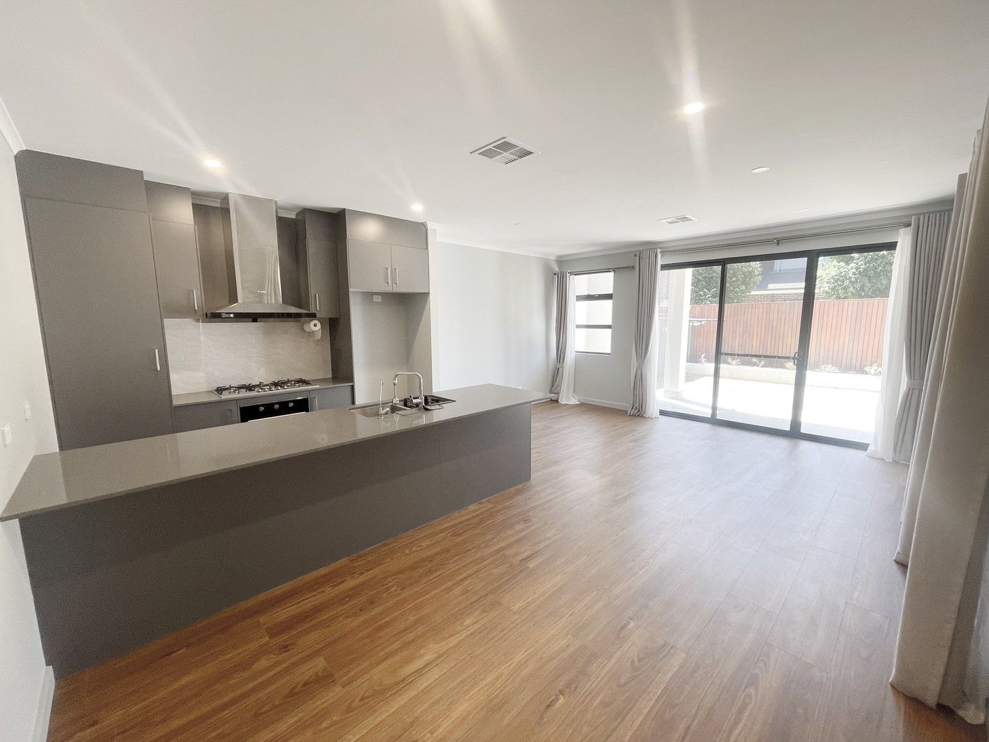 3 bedrooms Townhouse in 49 David Campbell Way LIGHTSVIEW SA, 5085