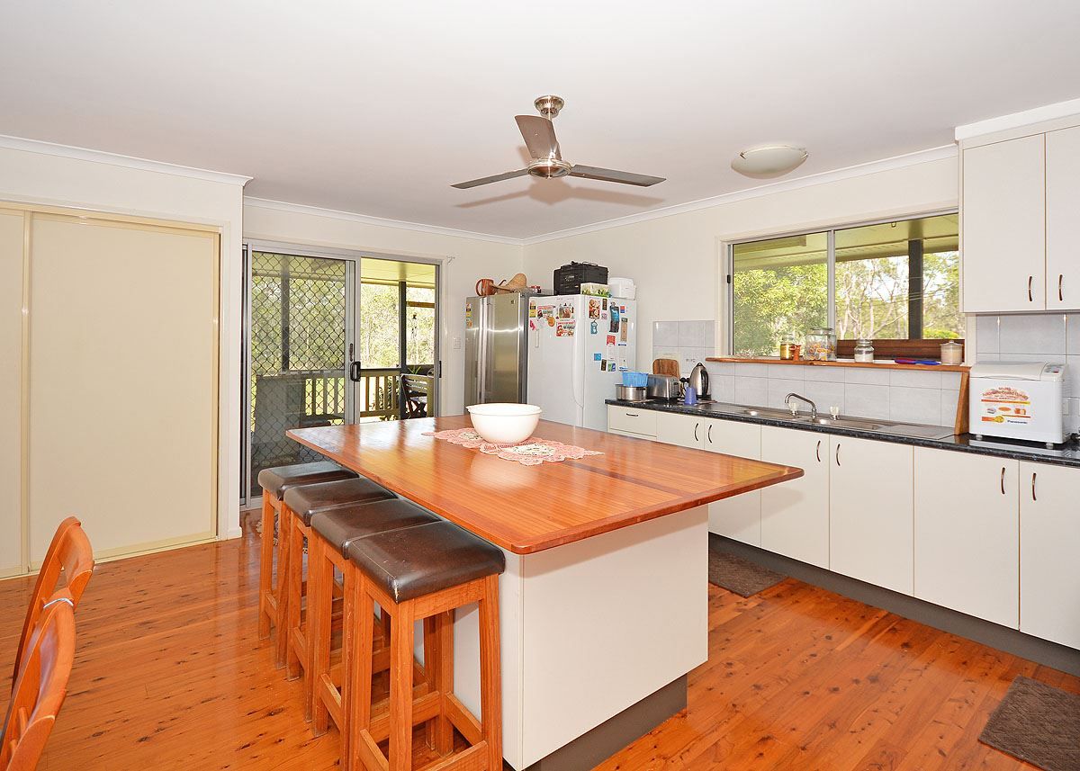 28 Kent Street, Torbanlea QLD 4662, Image 2