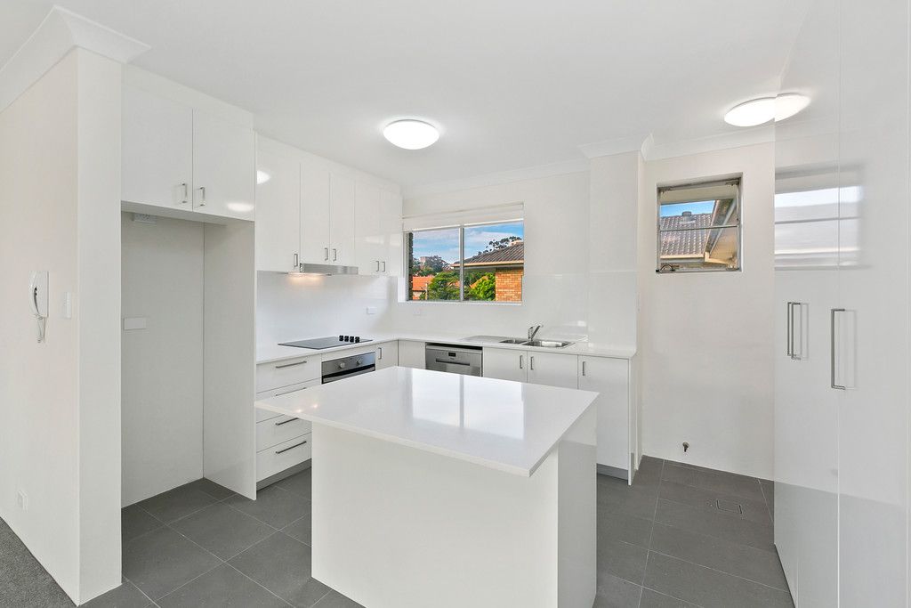 2 bedrooms Apartment / Unit / Flat in 21/103 Wycombe Road NEUTRAL BAY NSW, 2089