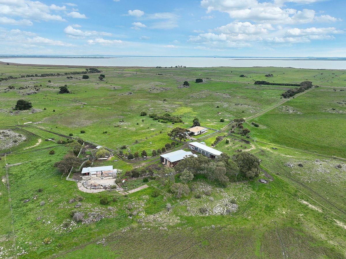 2450 Corangamite Lake Road, Dreeite VIC 3249, Image 2