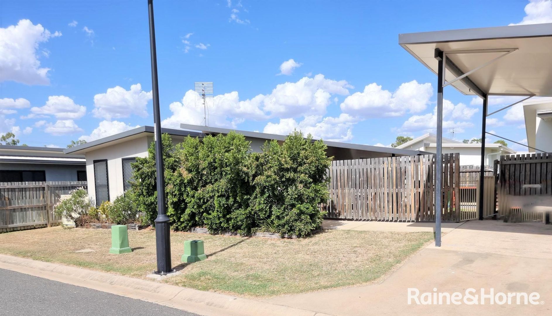 14/73 Centenary Drive North, Middlemount QLD 4746, Image 1