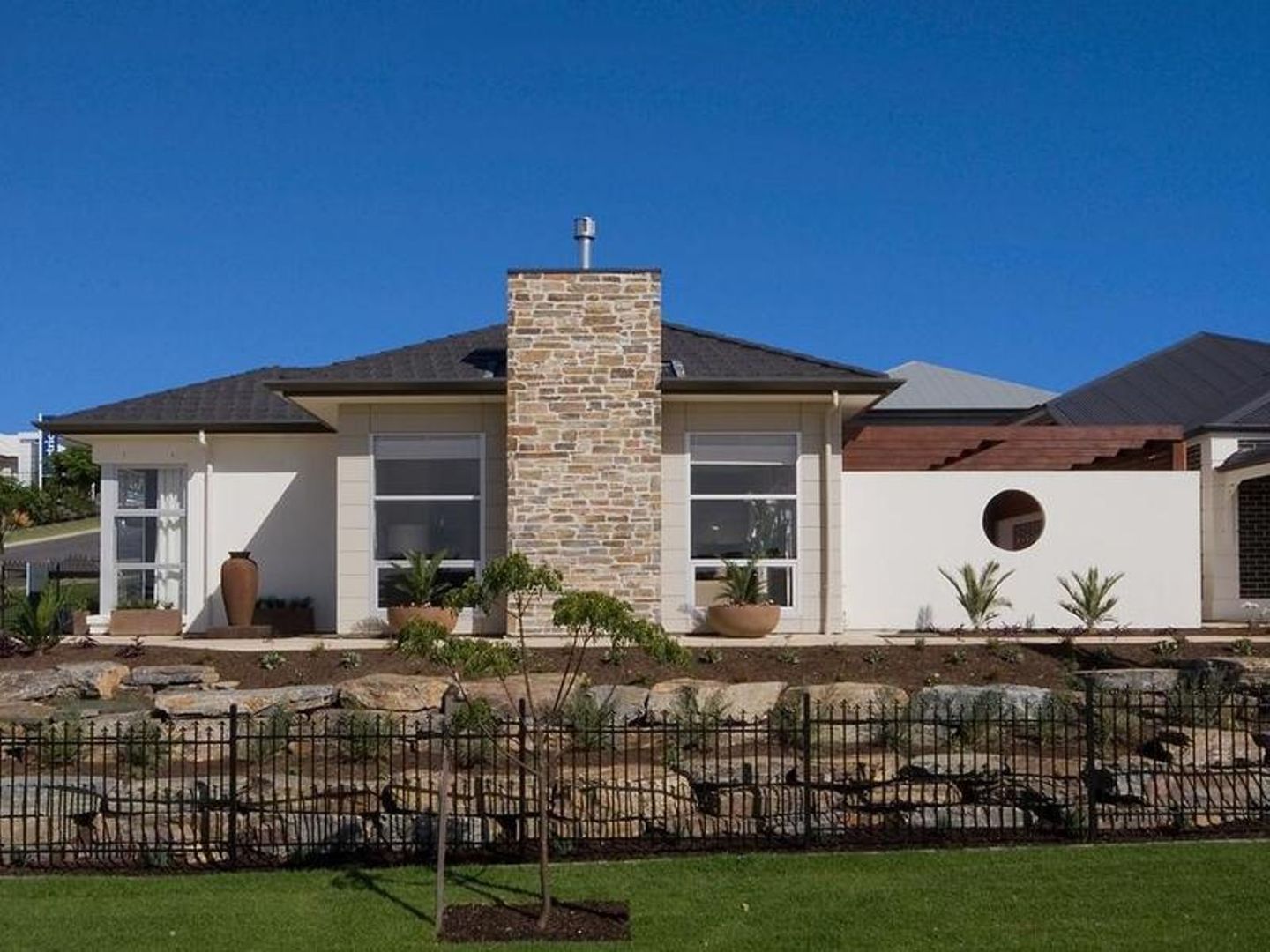 114 Bluestone Drive, Mount Barke Property History