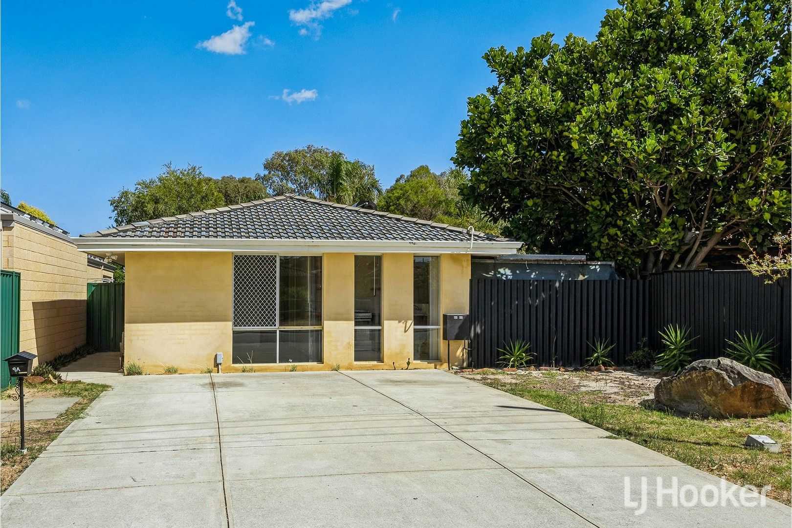 3 bedrooms House in 9a Conifer Street MADDINGTON WA, 6109