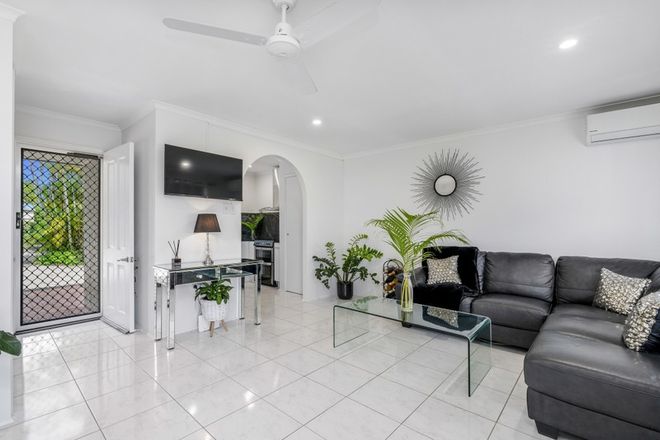 Picture of 1/16 Skinner Crescent, URANGAN QLD 4655