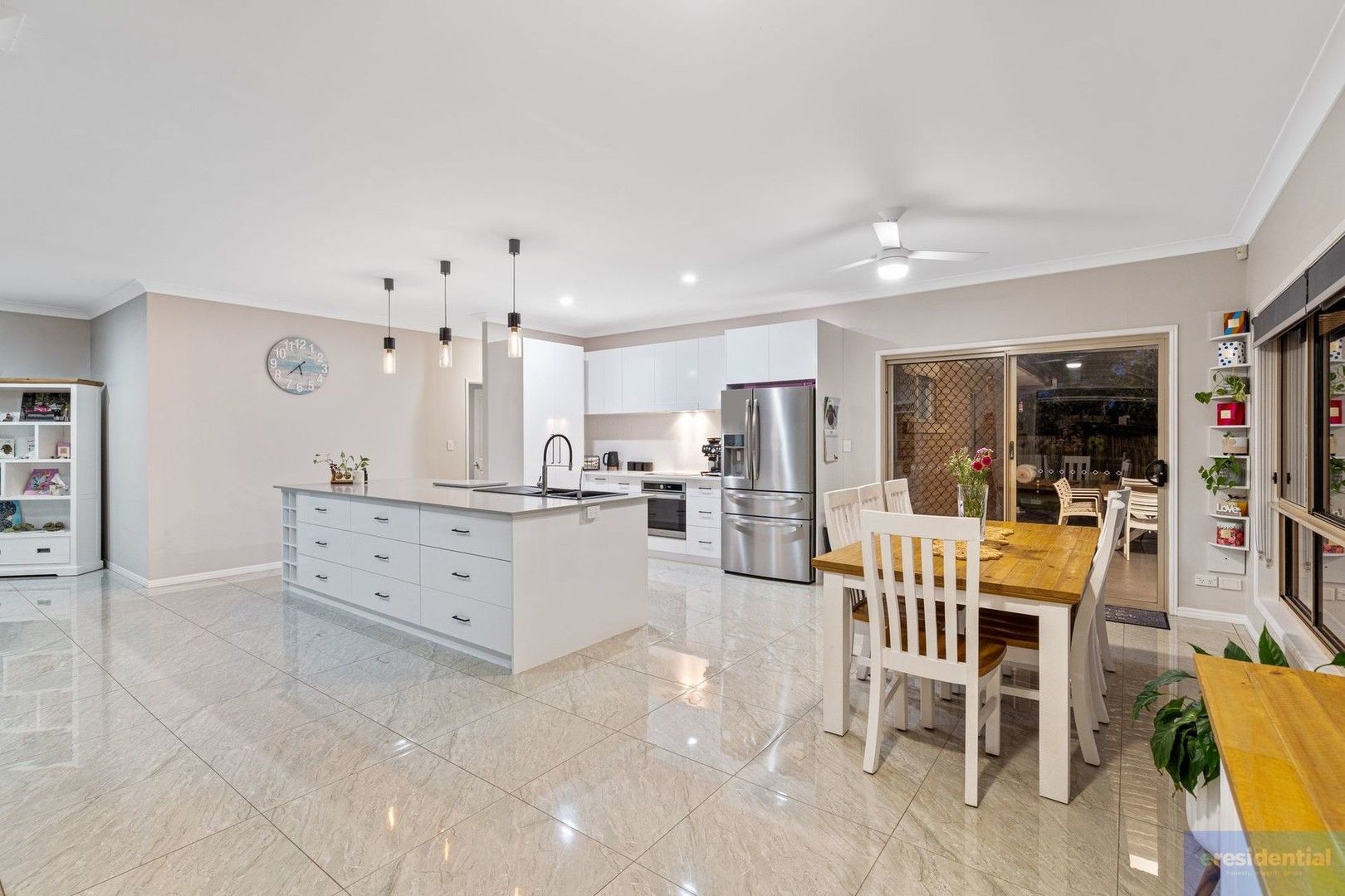 27 Bella Vista Circuit, Edens Landing QLD 4207, Image 0