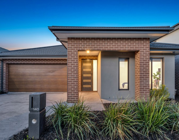 140 Fairways Boulevard, Craigieburn VIC 3064