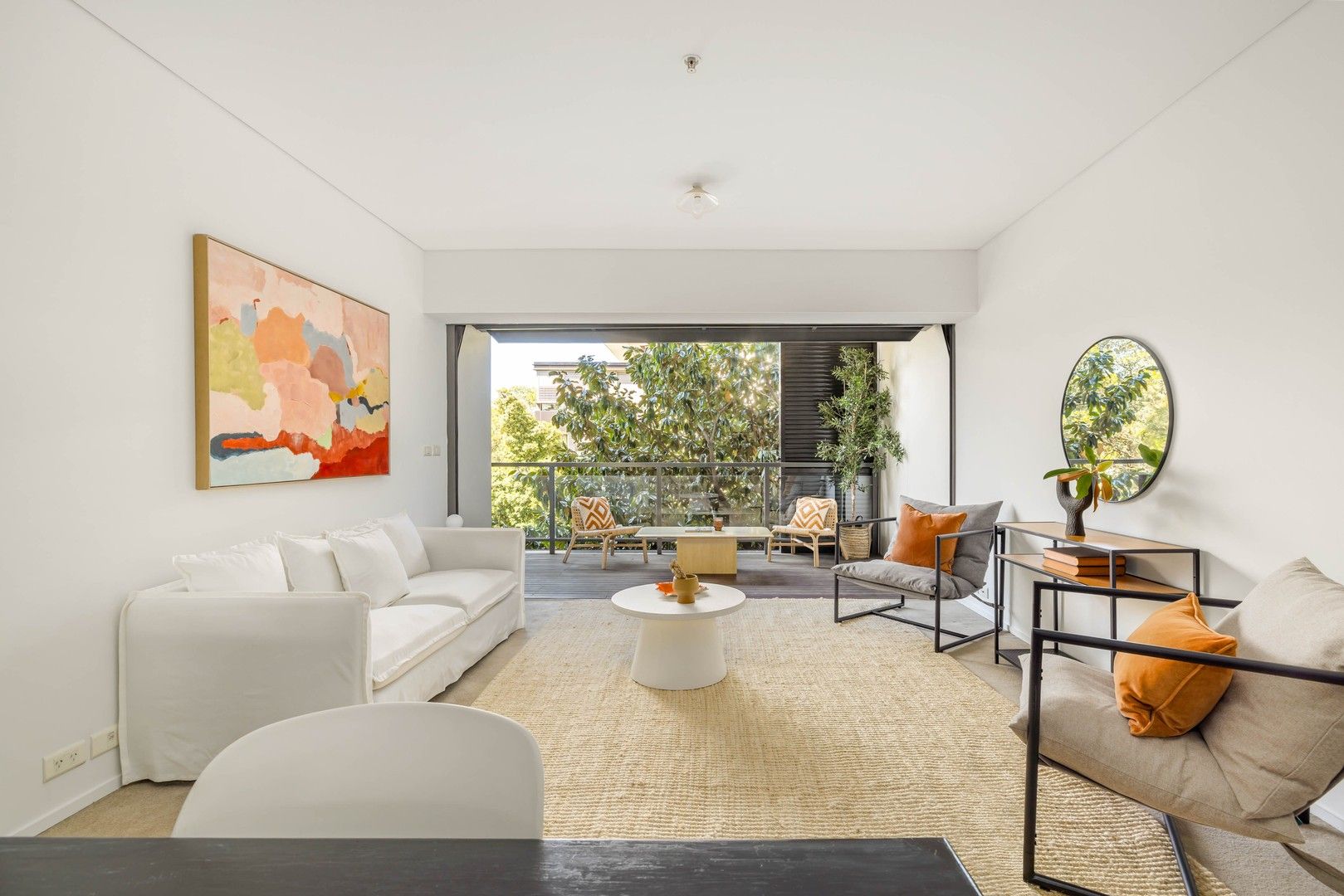 1 bedrooms Apartment / Unit / Flat in 211/7 Sterling Circuit CAMPERDOWN NSW, 2050