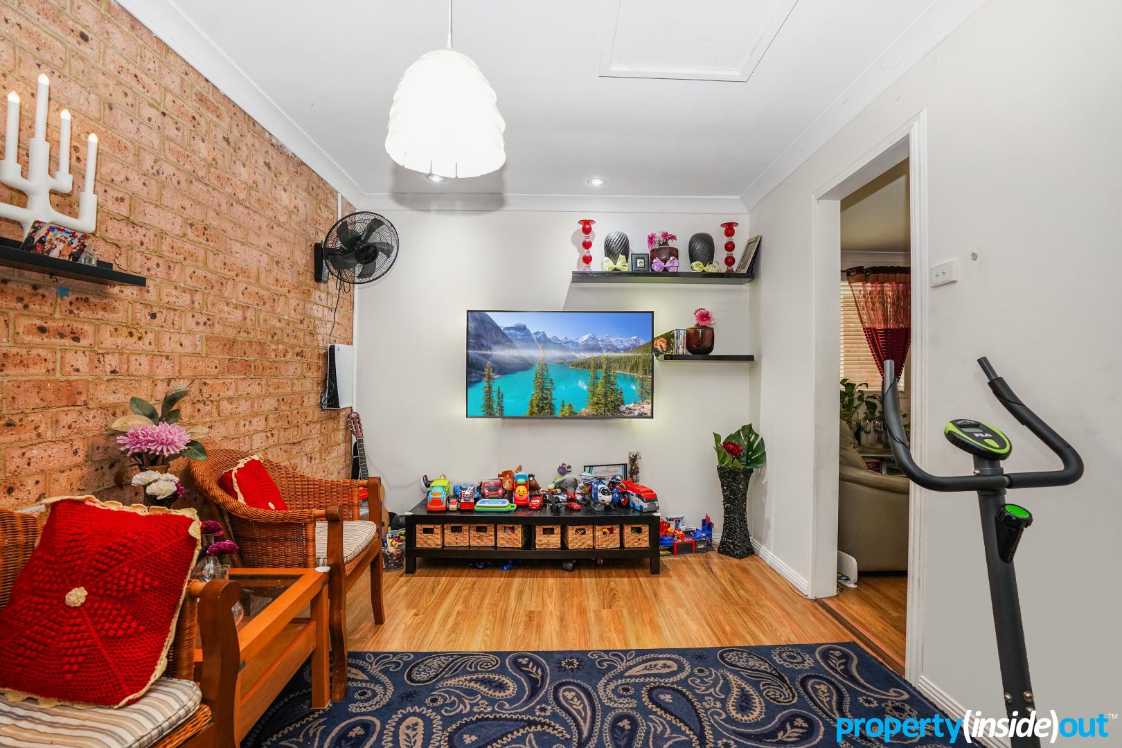 23 Icarus Place, Quakers Hill NSW 2763, Image 2
