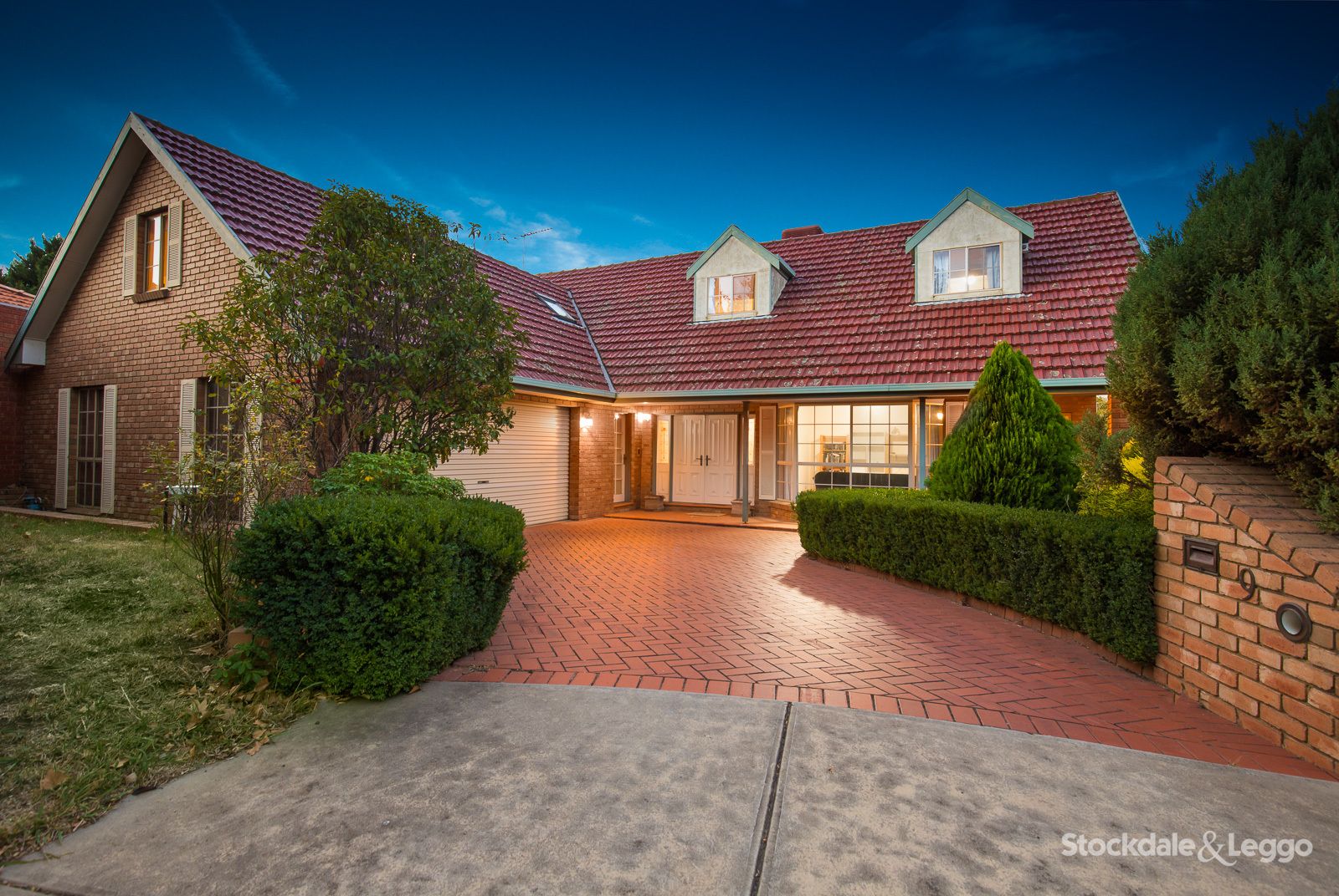 9 Manhattan Court, Greenvale VIC 3059, Image 0