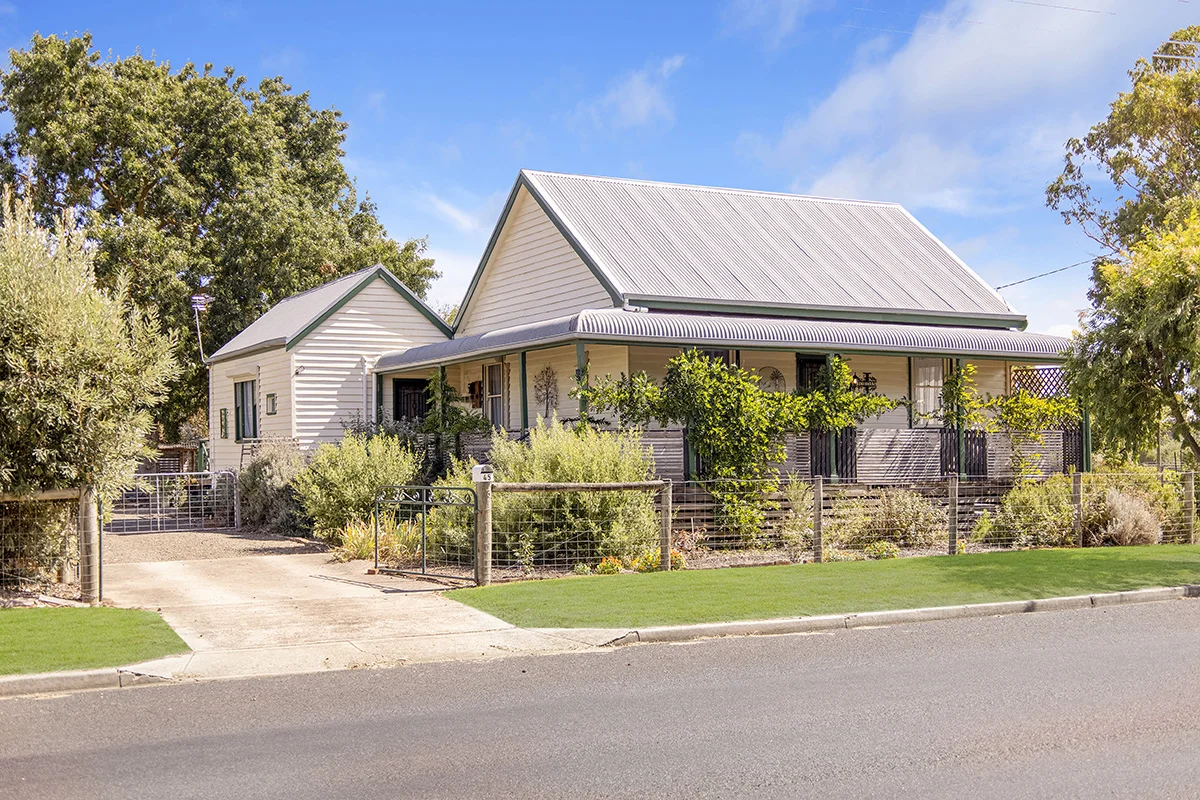 45 McPherson Street, Casterton VIC 3311