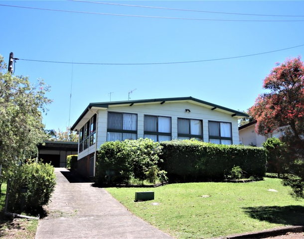 13 Crawley Avenue, Lemon Tree Passage NSW 2319