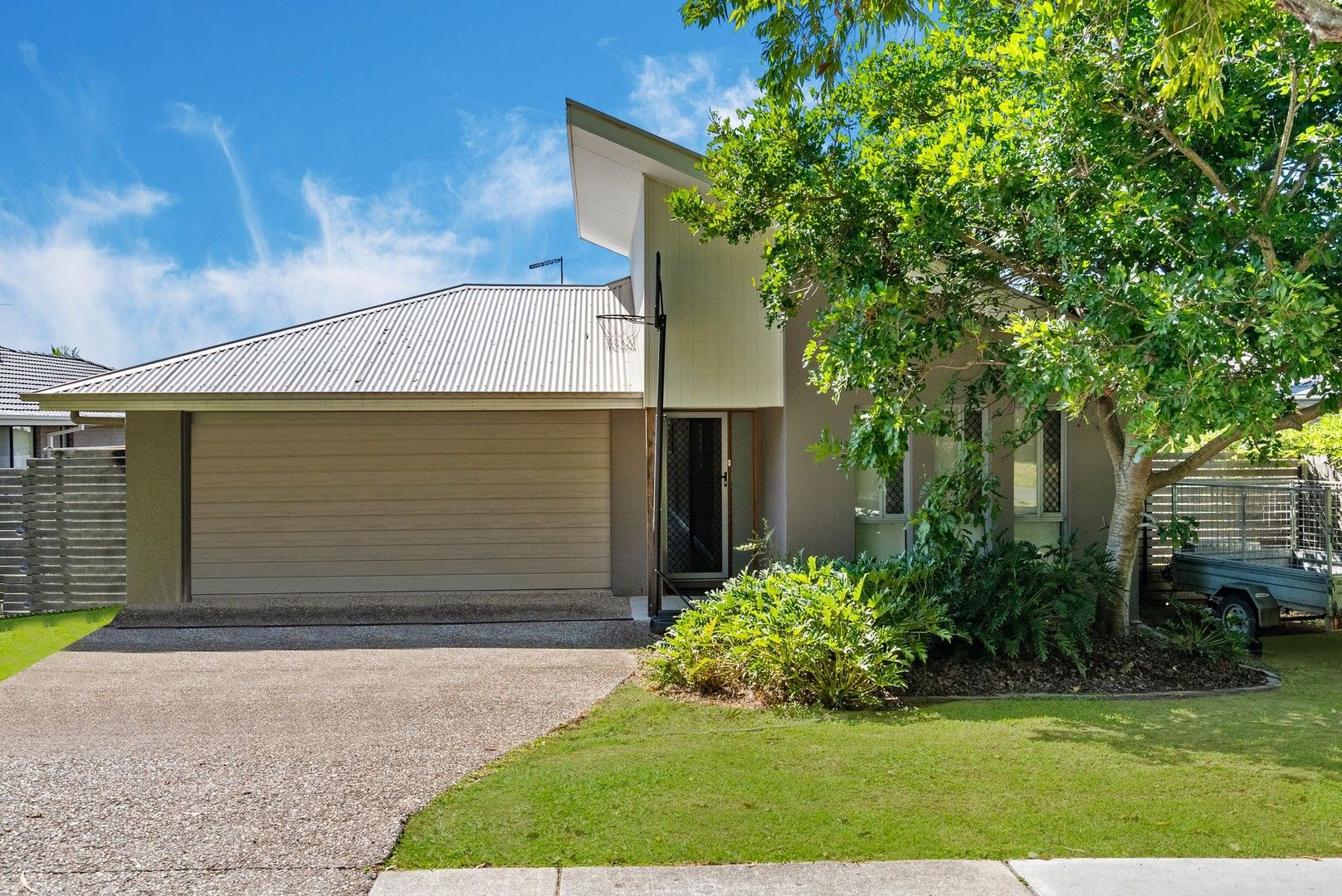 4 bedrooms House in 62 Priors Pocket Road MOGGILL QLD, 4070