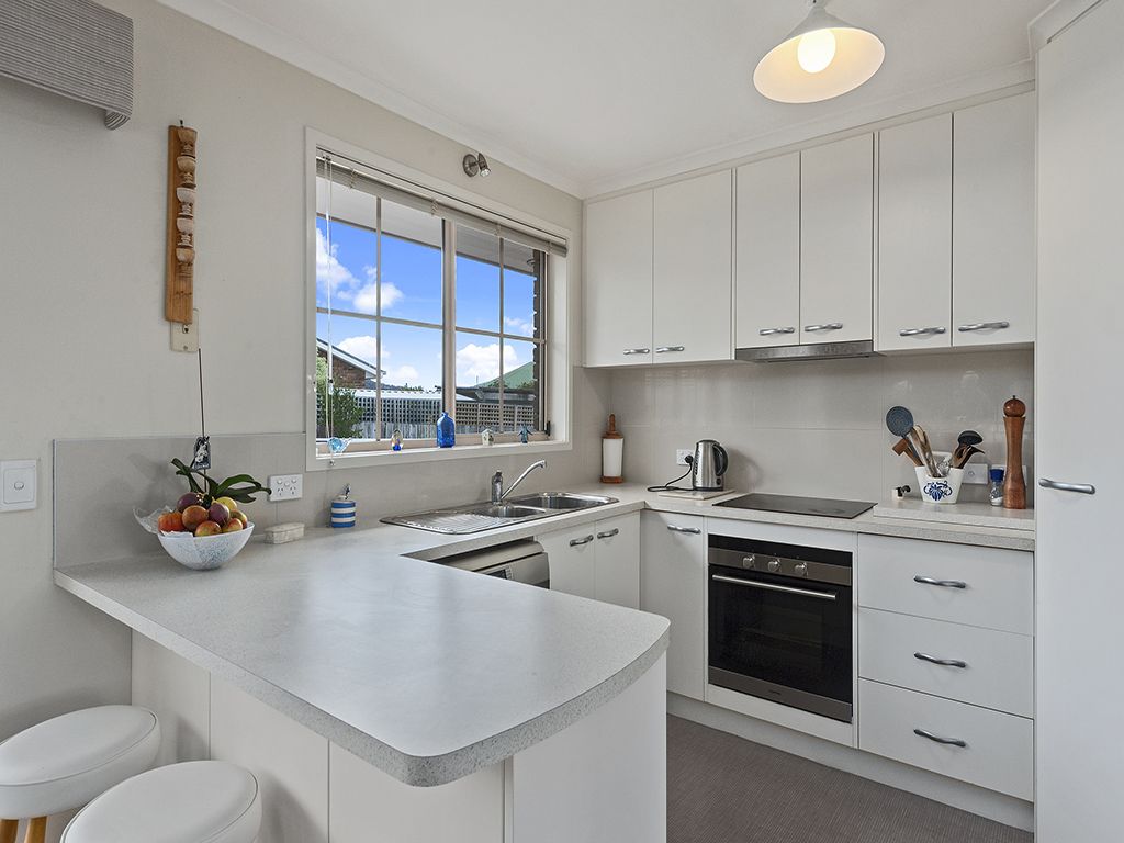 16 Ravensbourne Place, Old Beach TAS 7017, Image 1