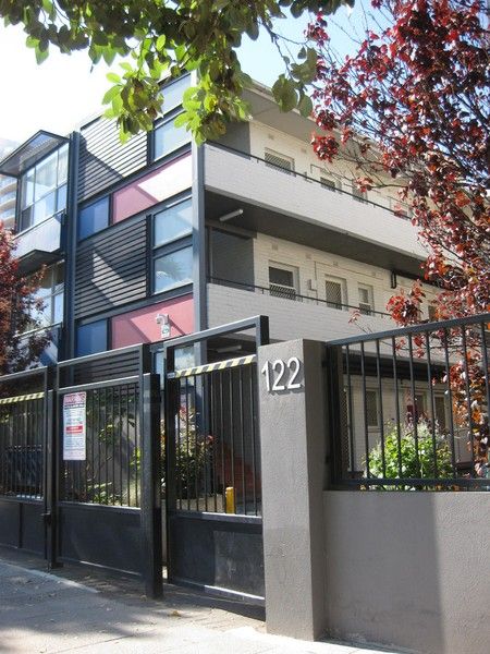 1 bedrooms Apartment / Unit / Flat in 26/124 Terrace Road PERTH WA, 6000