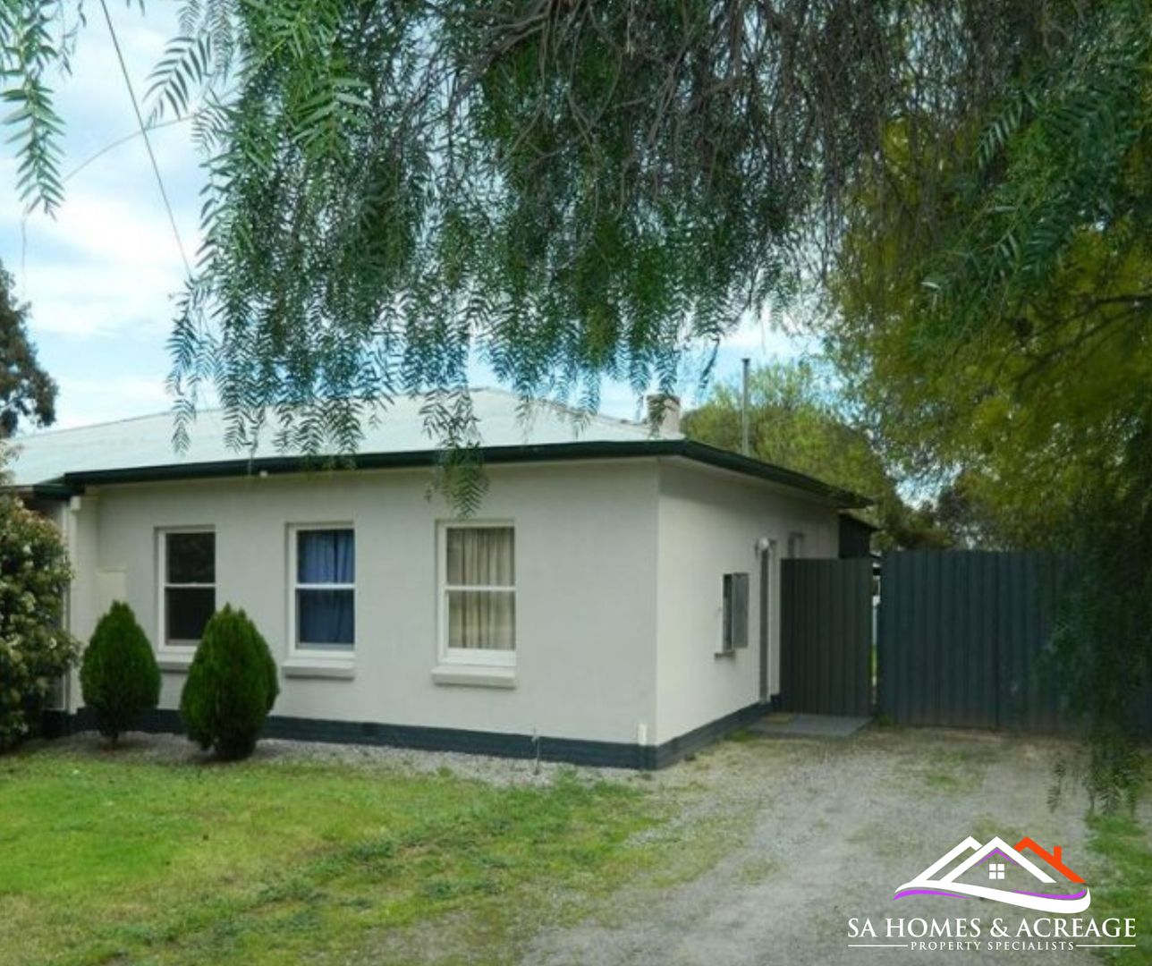 15 Shannon Street, Elizabeth East SA 5112 House For Rent 390 Domain