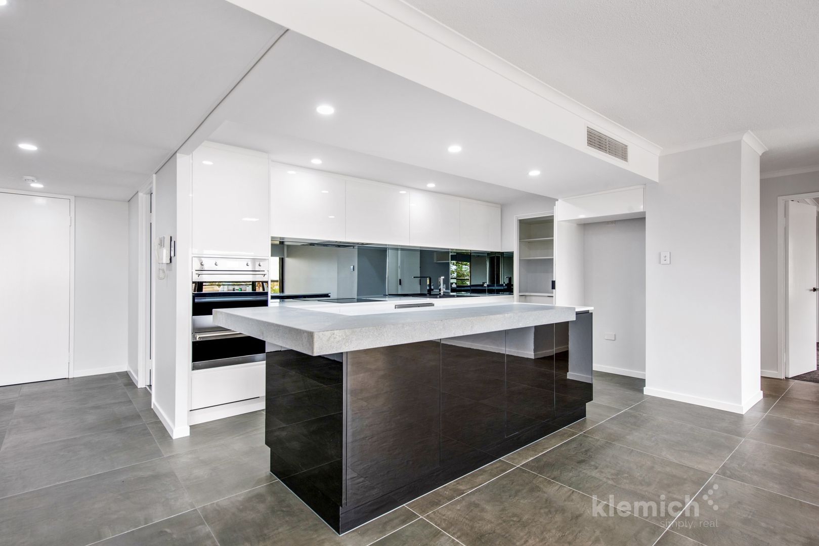 11/5-11 Colley Terrace, Glenelg SA 5045, Image 2