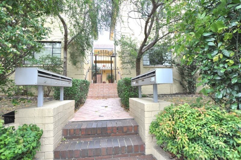 7/76 Canterbury Road, Toorak Property History & Address Research Domain