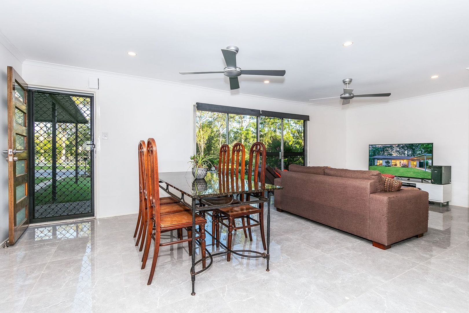 166 Meakin Road, Slacks Creek QLD 4127, Image 2