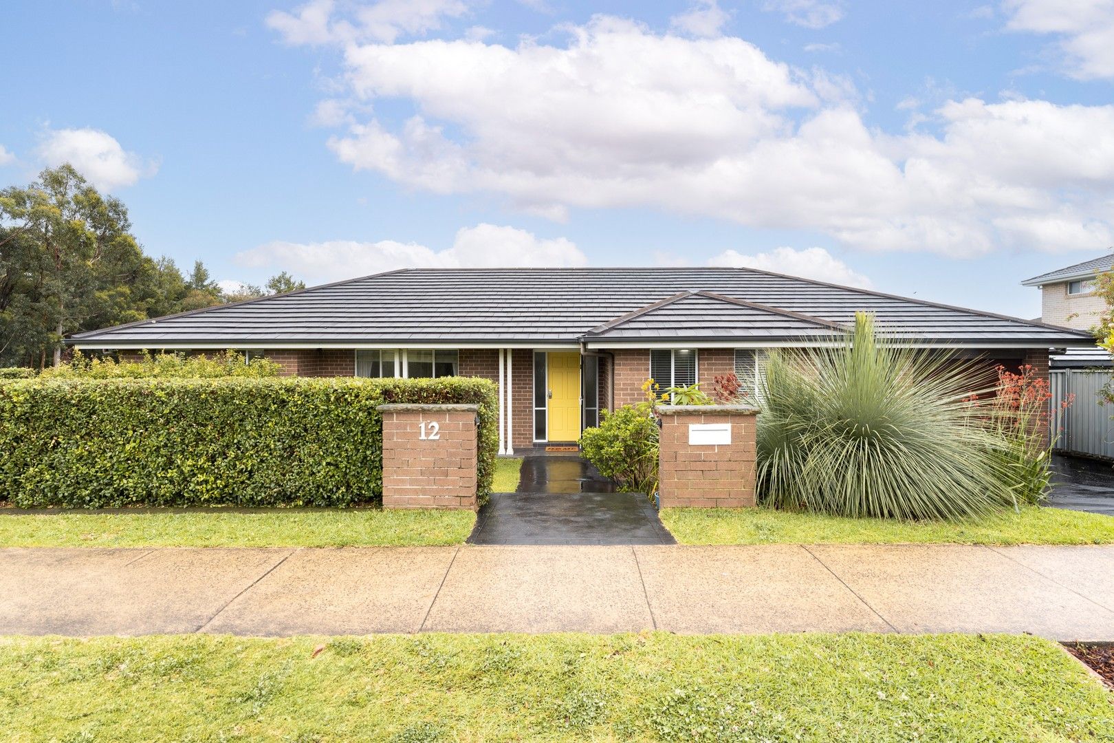 4 bedrooms House in 12 McLerie Street HELENSBURGH NSW, 2508