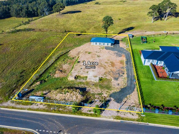 17 Farmingdale Court, Luddenham NSW 2745