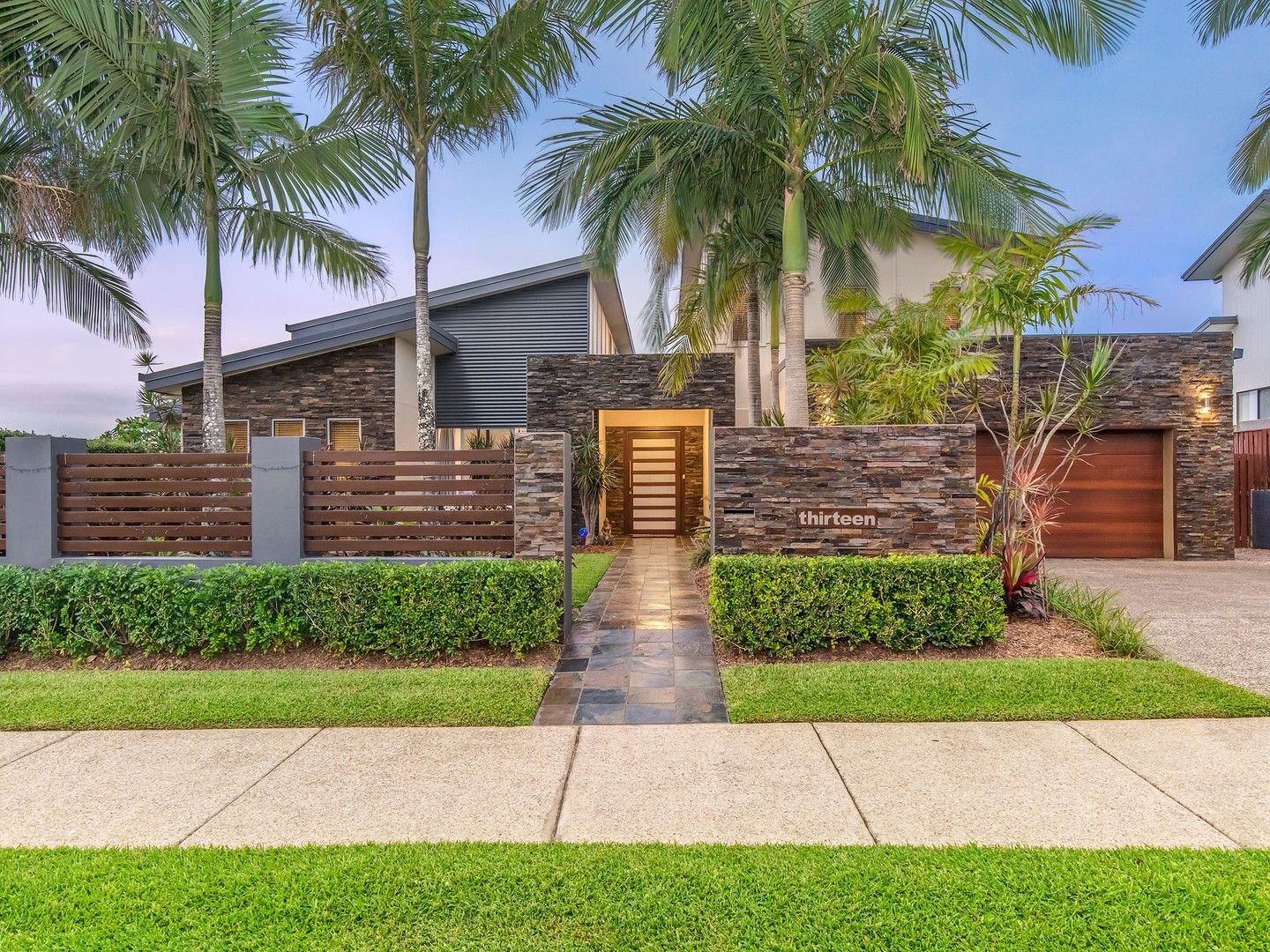 4 bedrooms House in 13 Barton Street REEDY CREEK QLD, 4227