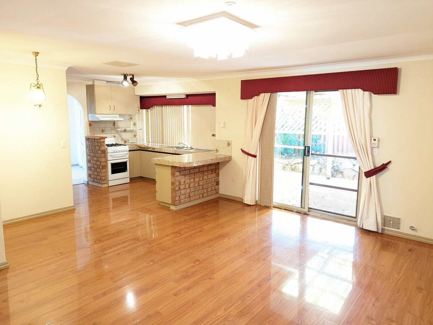 3 bedrooms House in 40 Ullswater Place BALGA WA, 6061