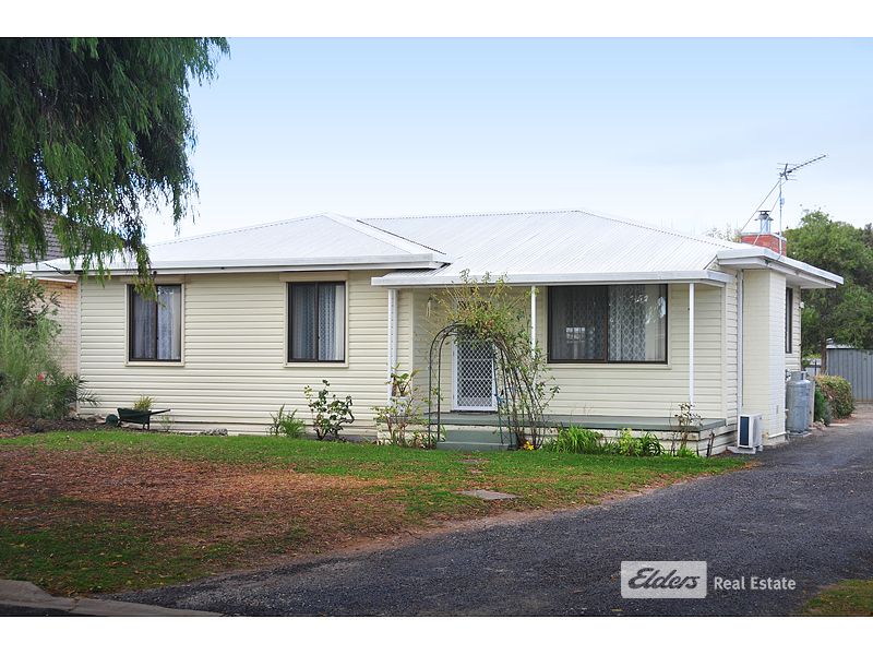 4 JANET STREET, Kingston Se SA 5275, Image 0