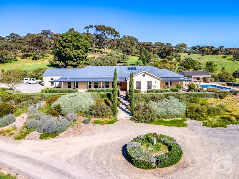 10 Bangor Road, Willunga South SA 5172, Image 2